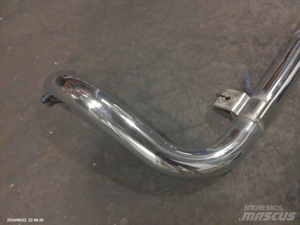 Scania Extraljusbåge 駕駛室與內部