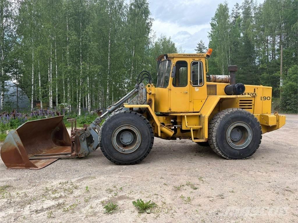 Volvo BM L90 5.5. 輪胎式裝載機