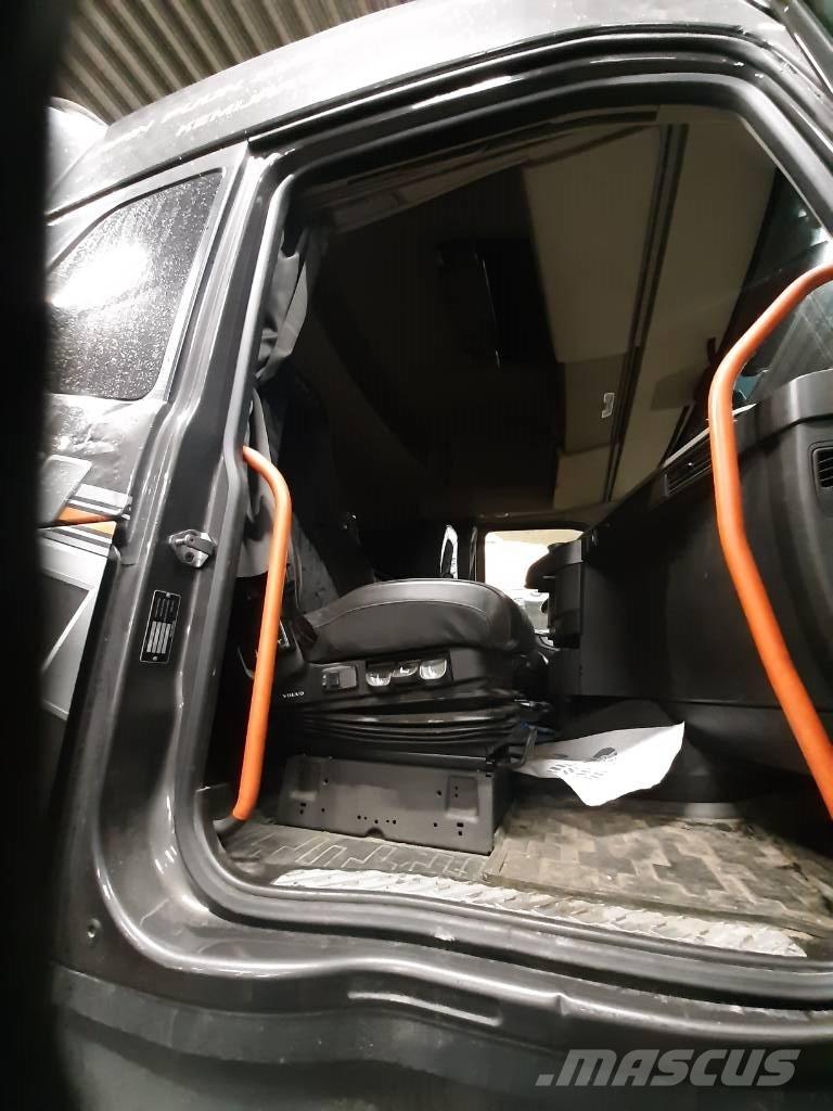 Volvo FH 16 木材貨車