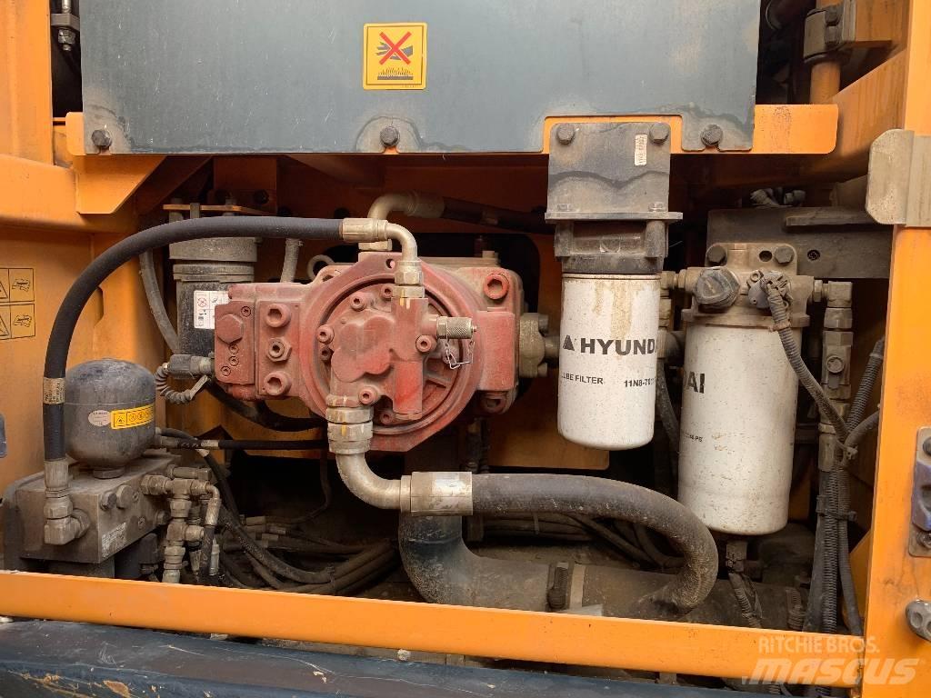 Hyundai HX220A L 履帶式 挖土機/掘鑿機/挖掘機