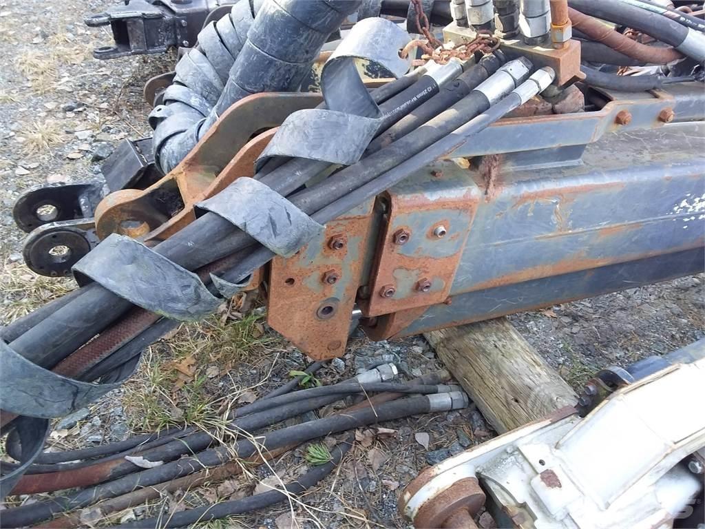 Loglift 210 收穫起重機