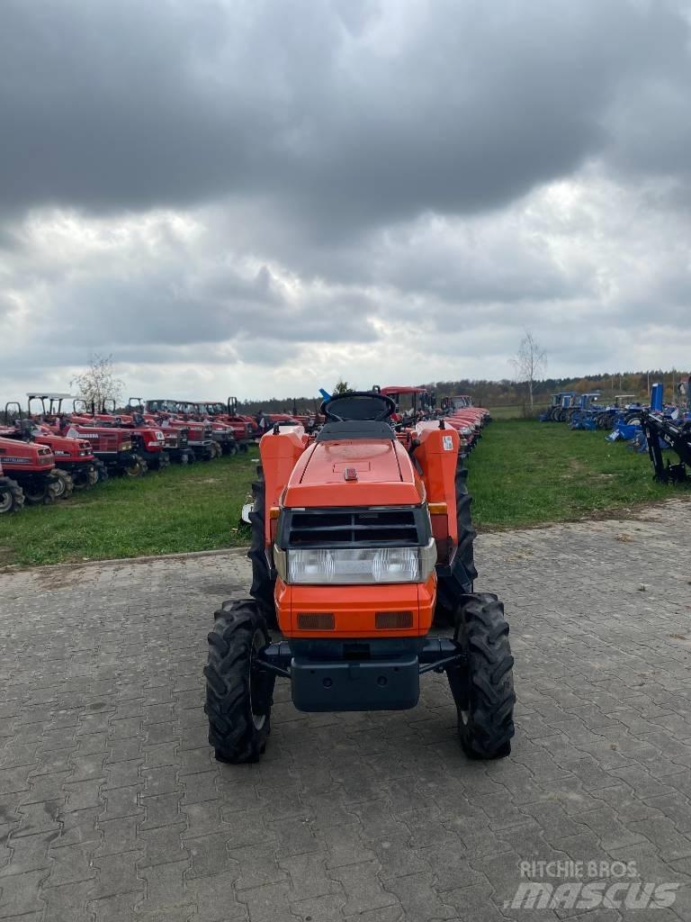 Kubota GL 23 小型曳引機