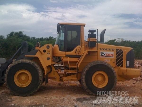 Volvo L180 輪胎式裝載機