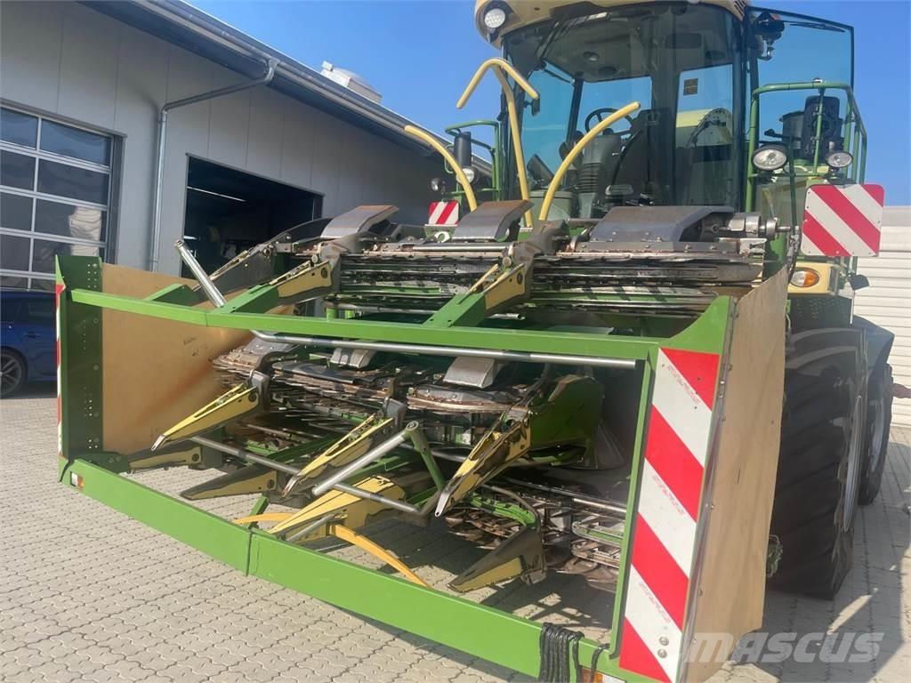 Krone BIG X 650 自走式飼料採集機