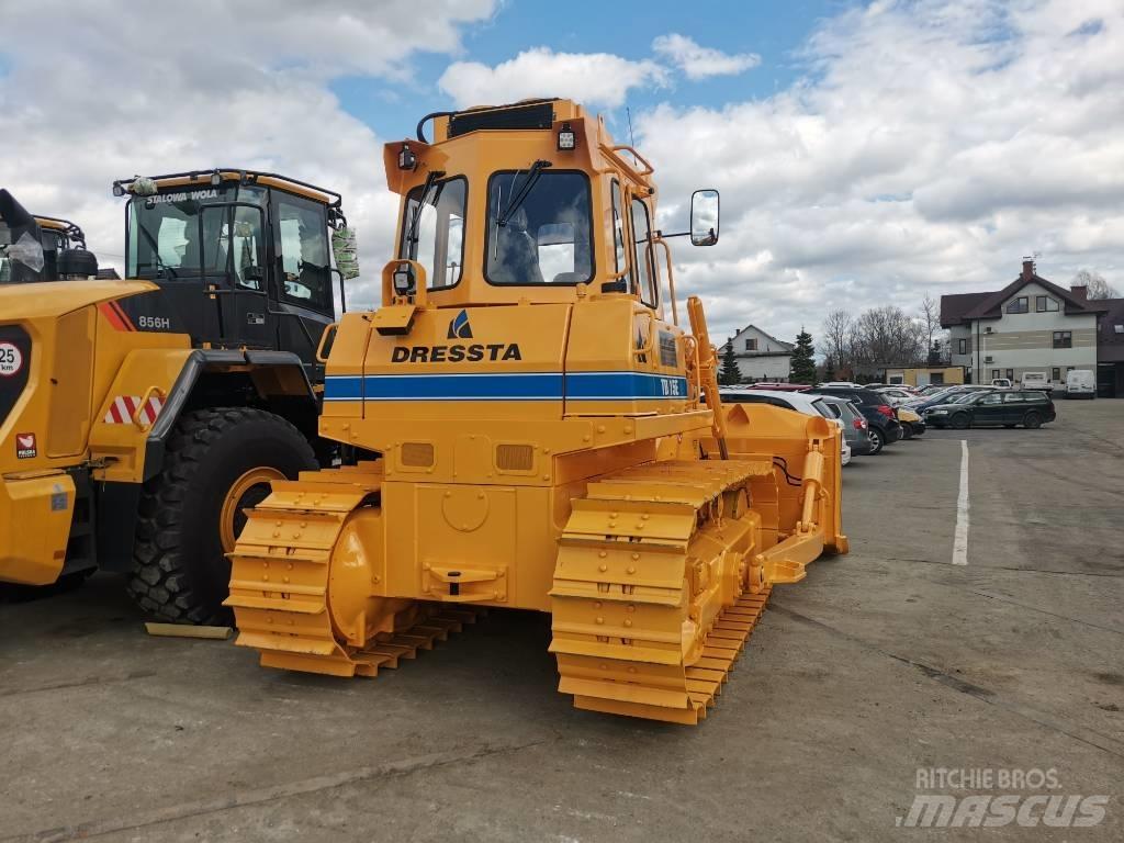 Dressta TD15E 履帶推土機