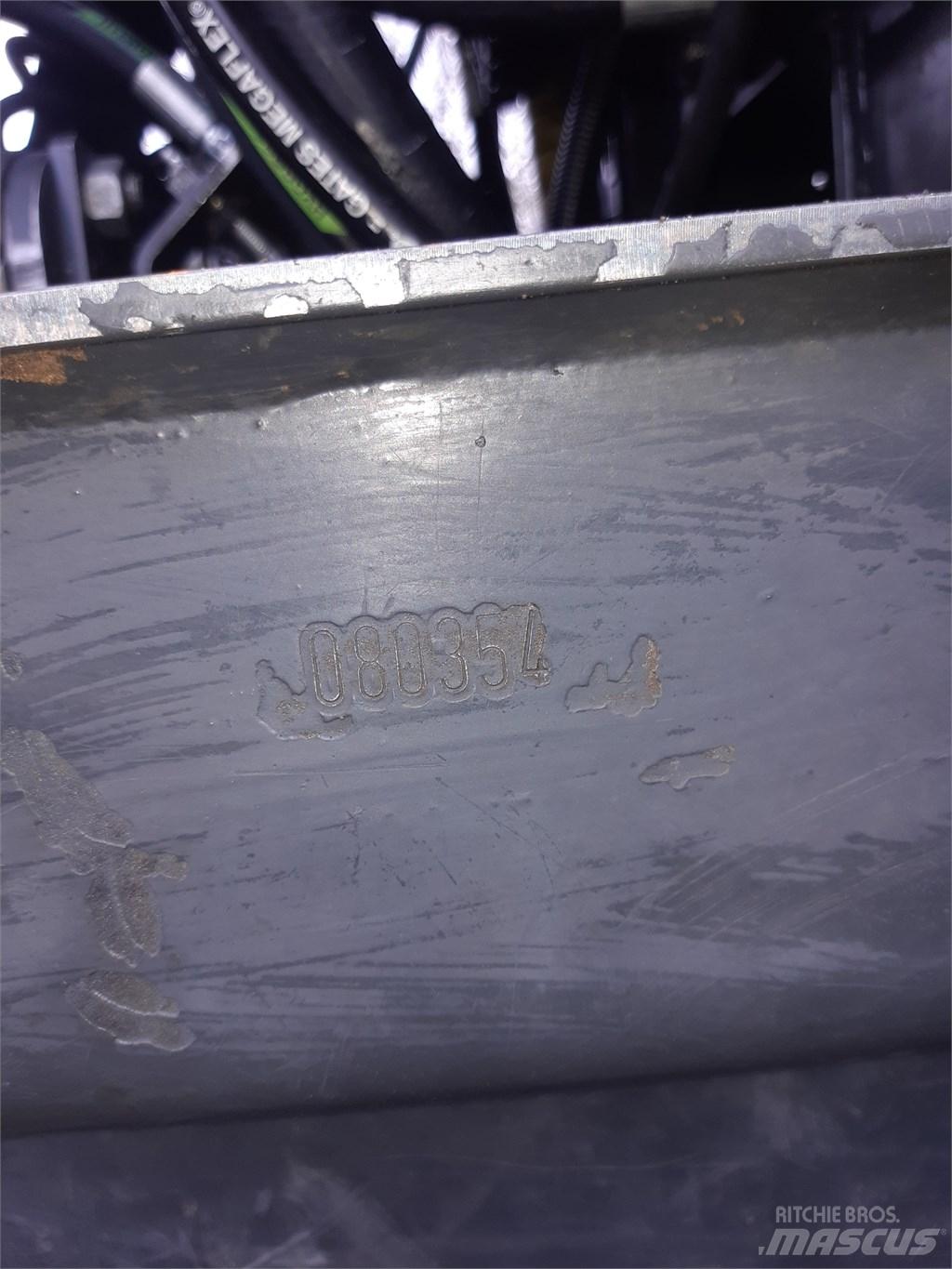 Ponsse Wisent 8W 集運機