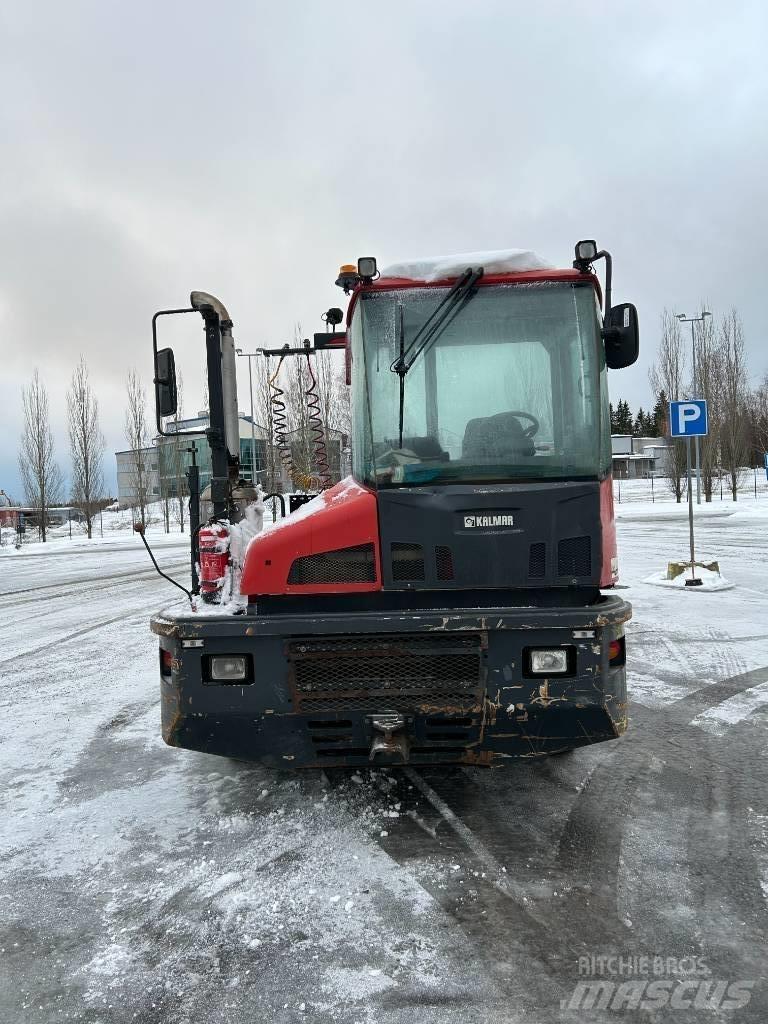 Kalmar TR618i 終端式曳引機