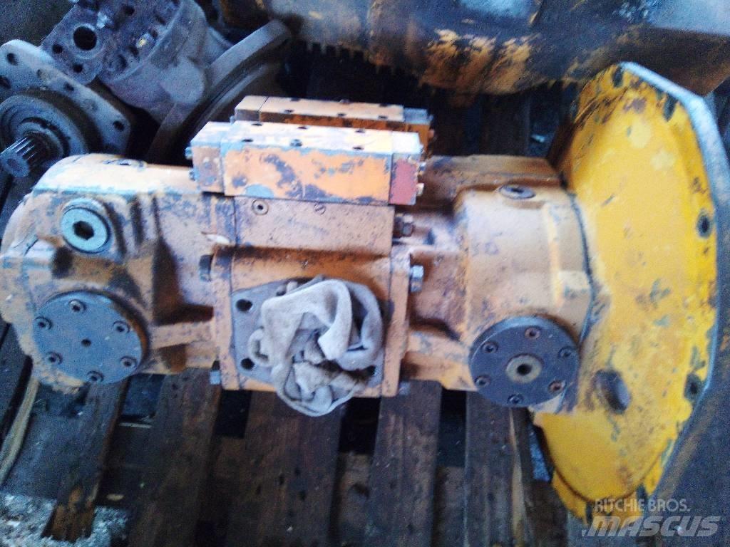 Liebherr R 932 HD 油壓