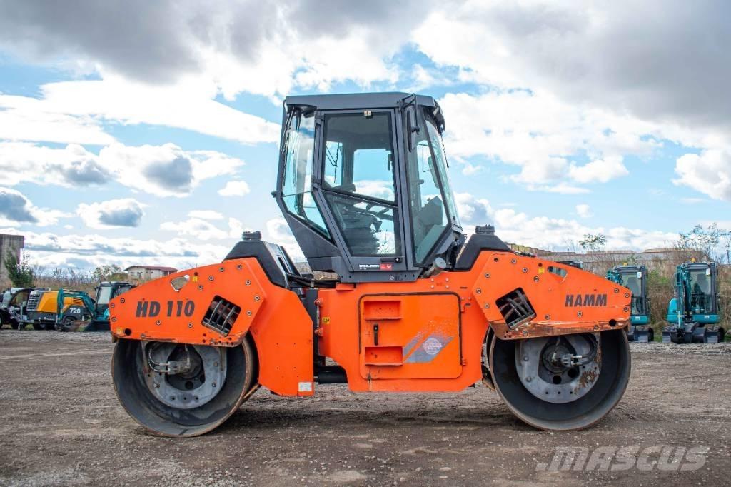 Hamm HD 110 雙輪滾壓機
