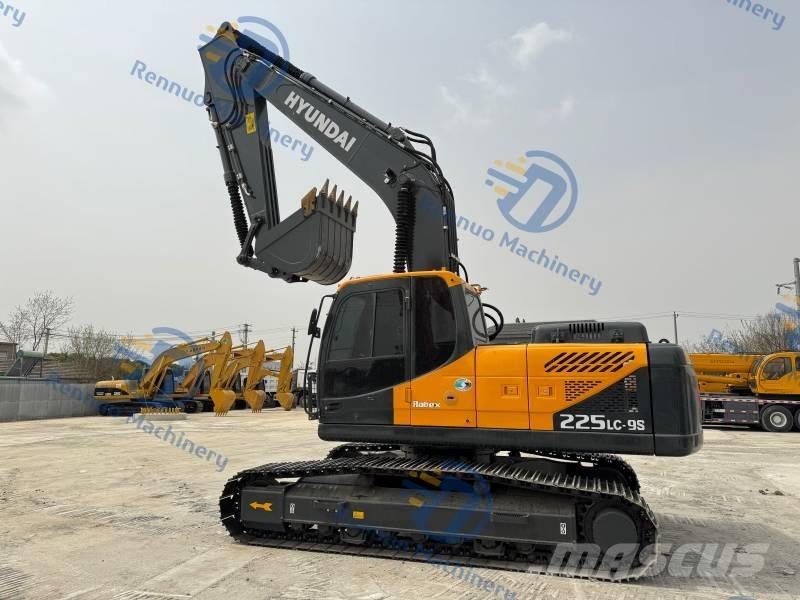 Hyundai 225 LC-9S 履帶式 挖土機/掘鑿機/挖掘機