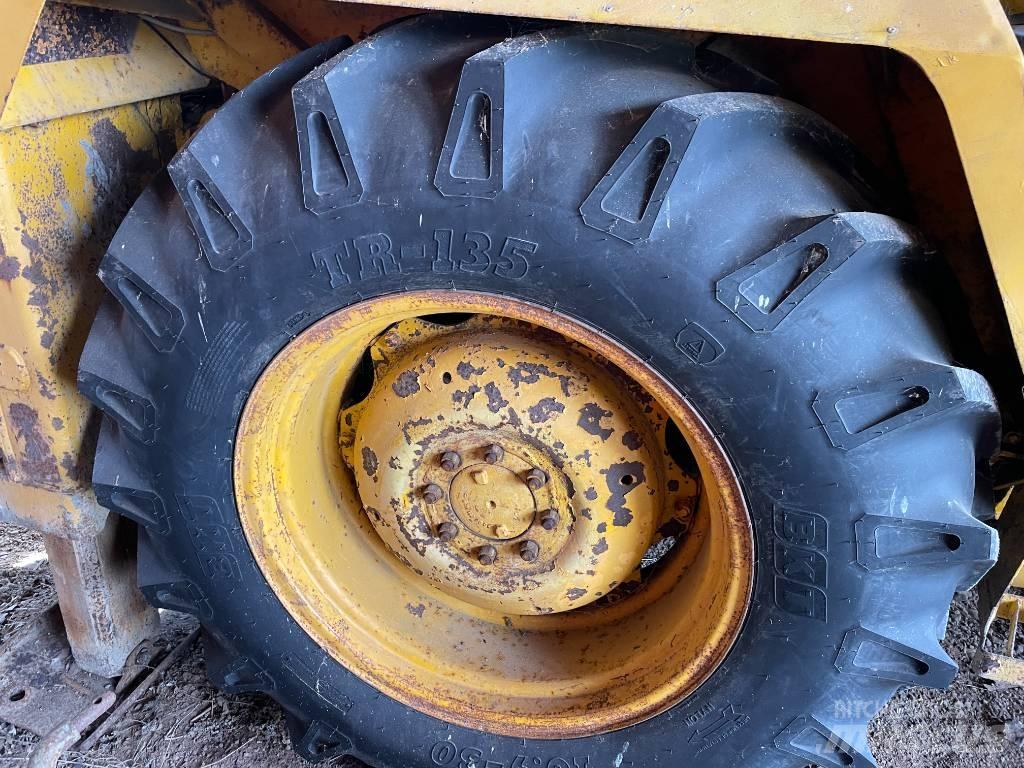 Massey Ferguson 50 B 反鏟裝載機