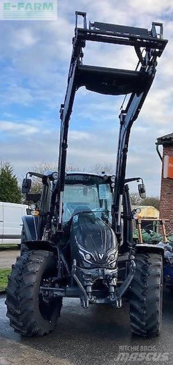 Valtra g135a 曳引機