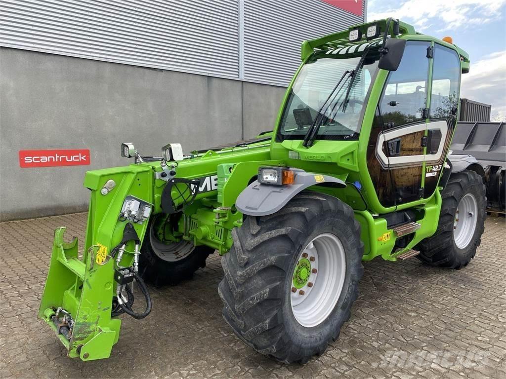 Merlo TF42.7 農業用伸縮臂裝載機