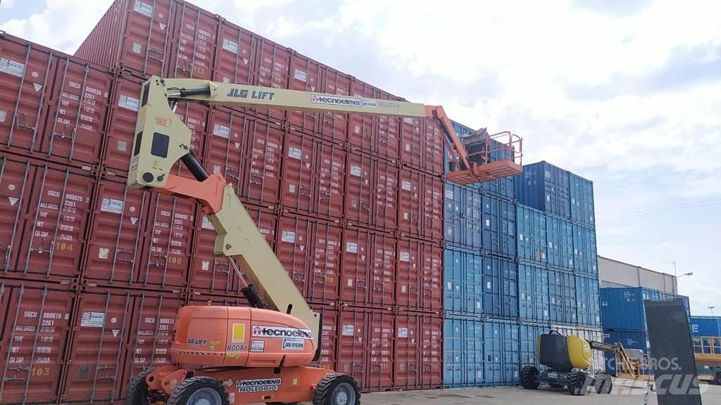 JLG 800 AJ 曲臂高空作業車