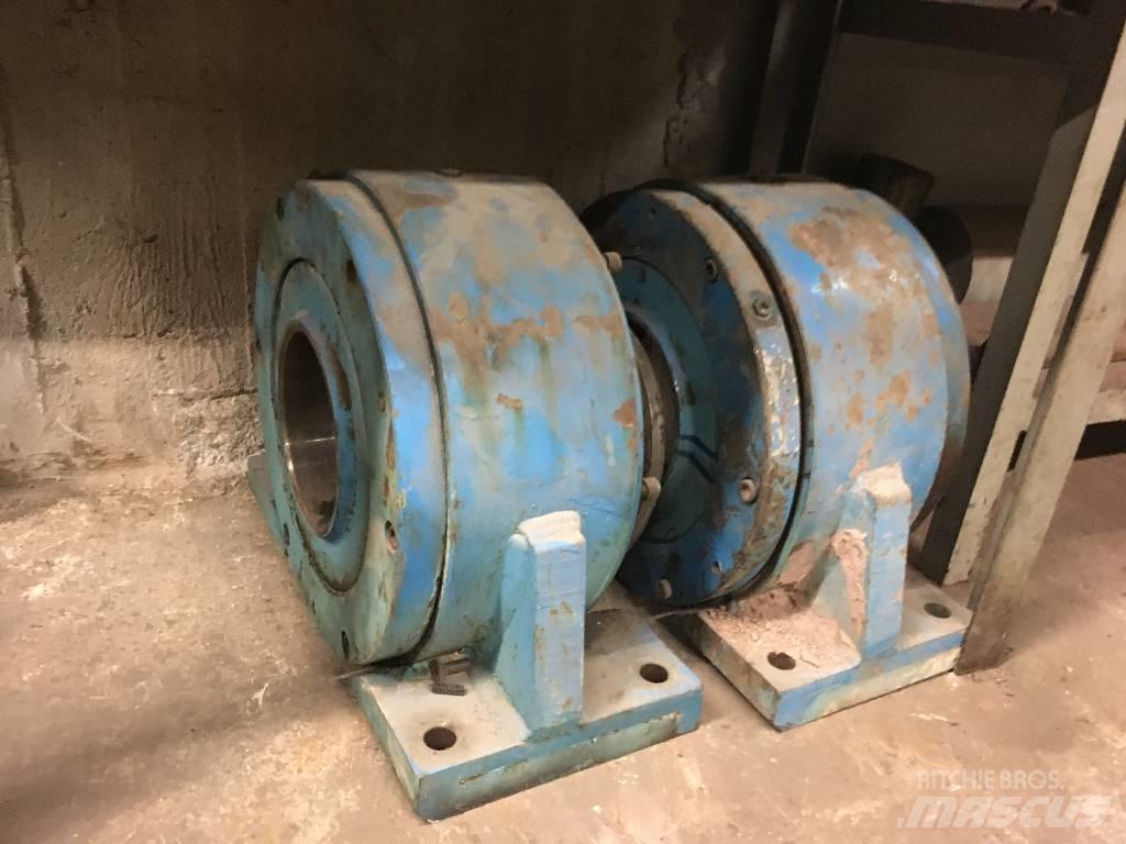 Terex Pegson 428 傳動裝置