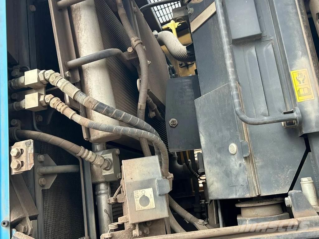 Komatsu WA470-7 輪胎式裝載機