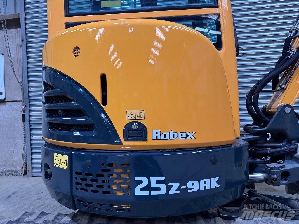 Hyundai R25Z-9 AK 小型挖土機/掘鑿機<7t(小型挖掘機)