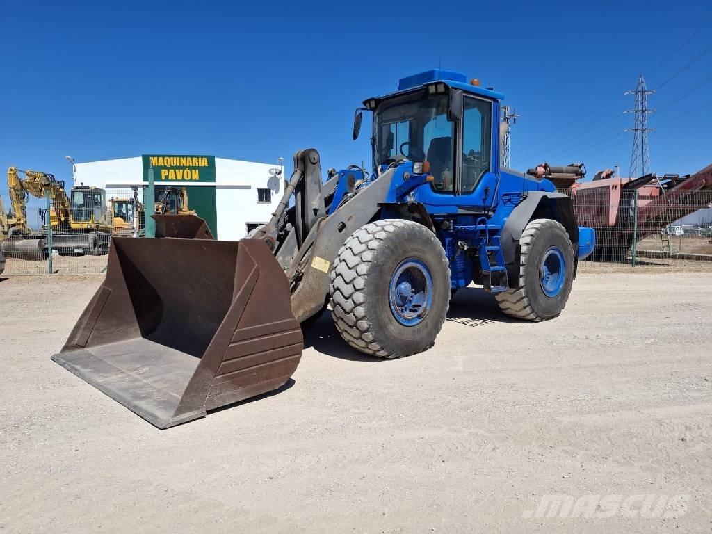 Volvo L 120 F 輪胎式裝載機