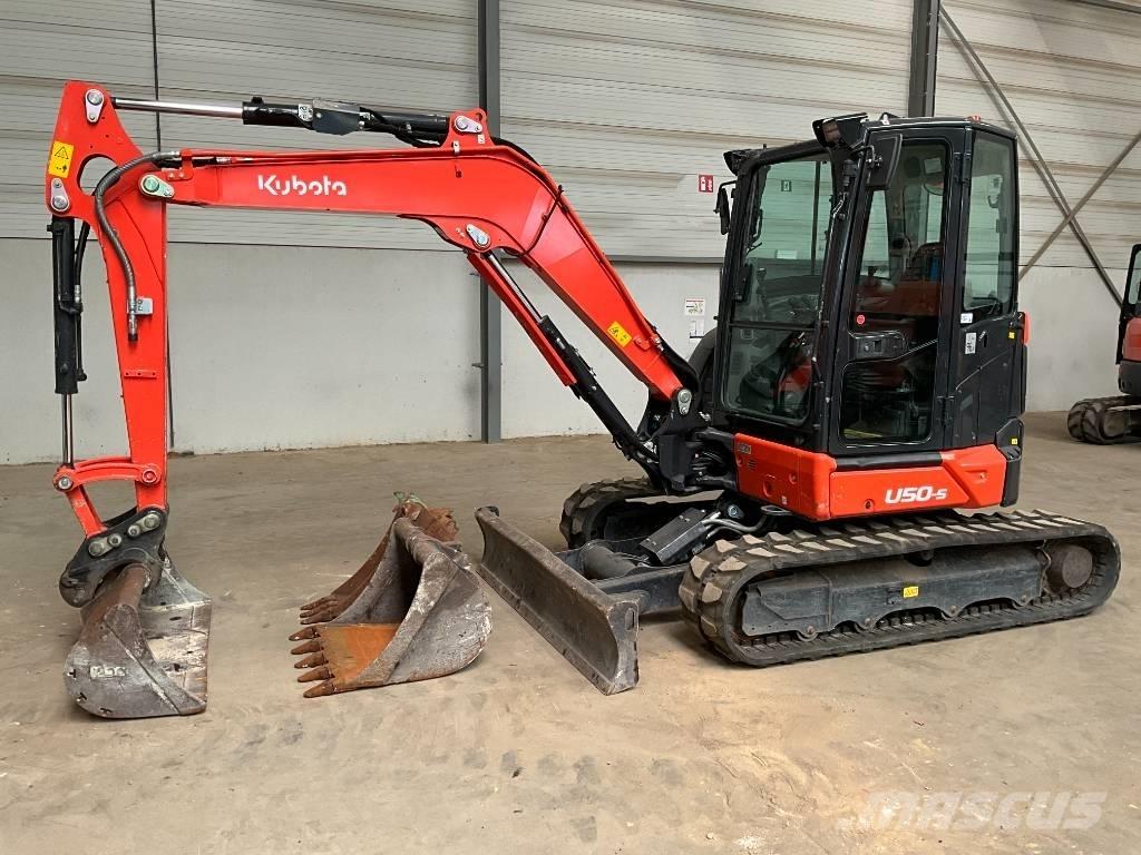 Kubota U 50-5 小型挖土機/掘鑿機<7t(小型挖掘機)