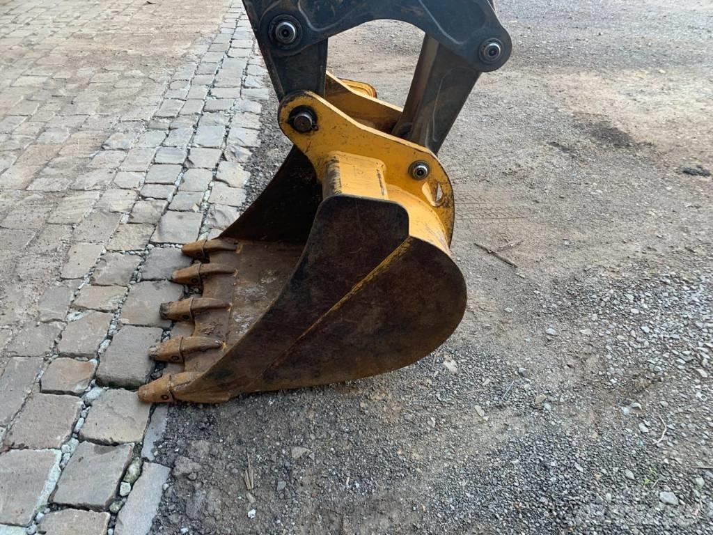 John Deere 310 L 反鏟裝載機