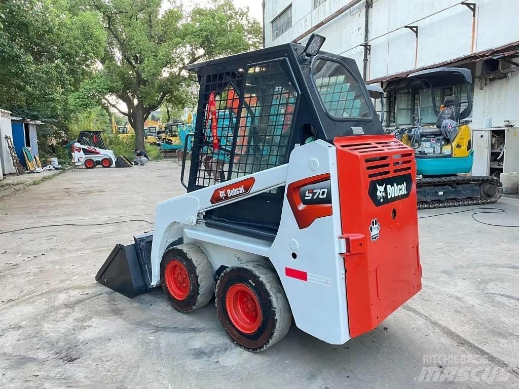 Bobcat S 70 滑移轉向裝載機