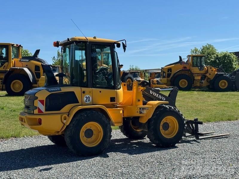 Volvo L 35 G 輪胎式裝載機