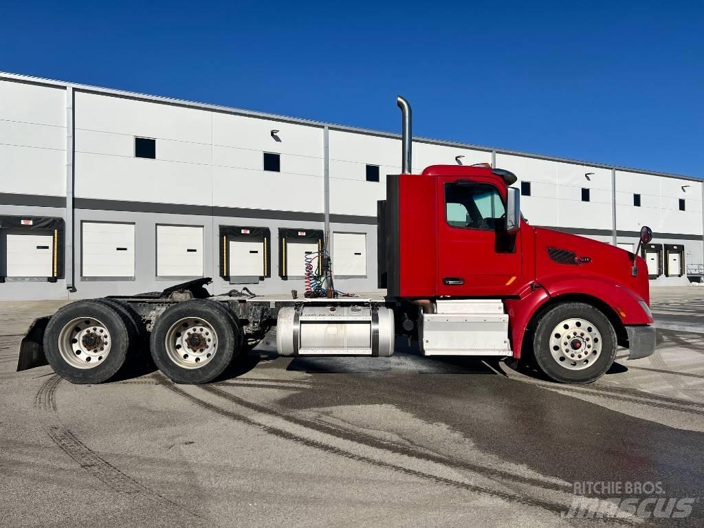 Peterbilt 579 曳引機組件