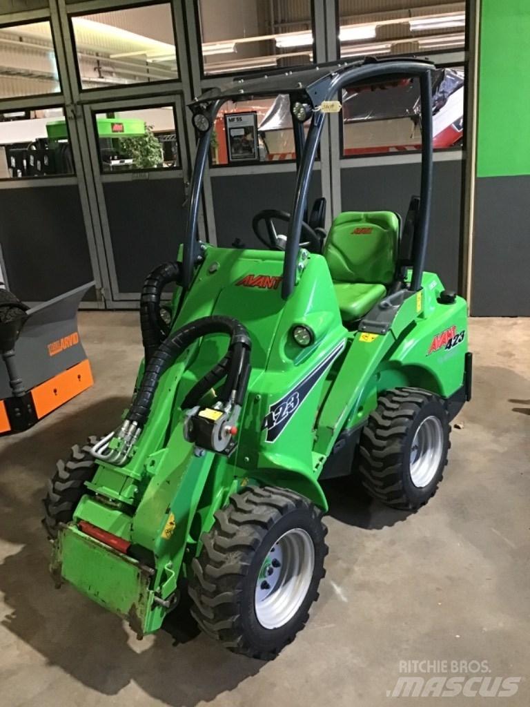 Avant 423 滑移轉向裝載機