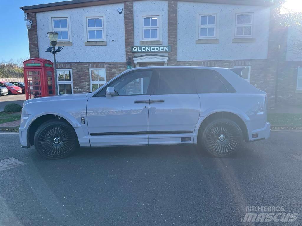 Rolls Royce Cullinan 汽車