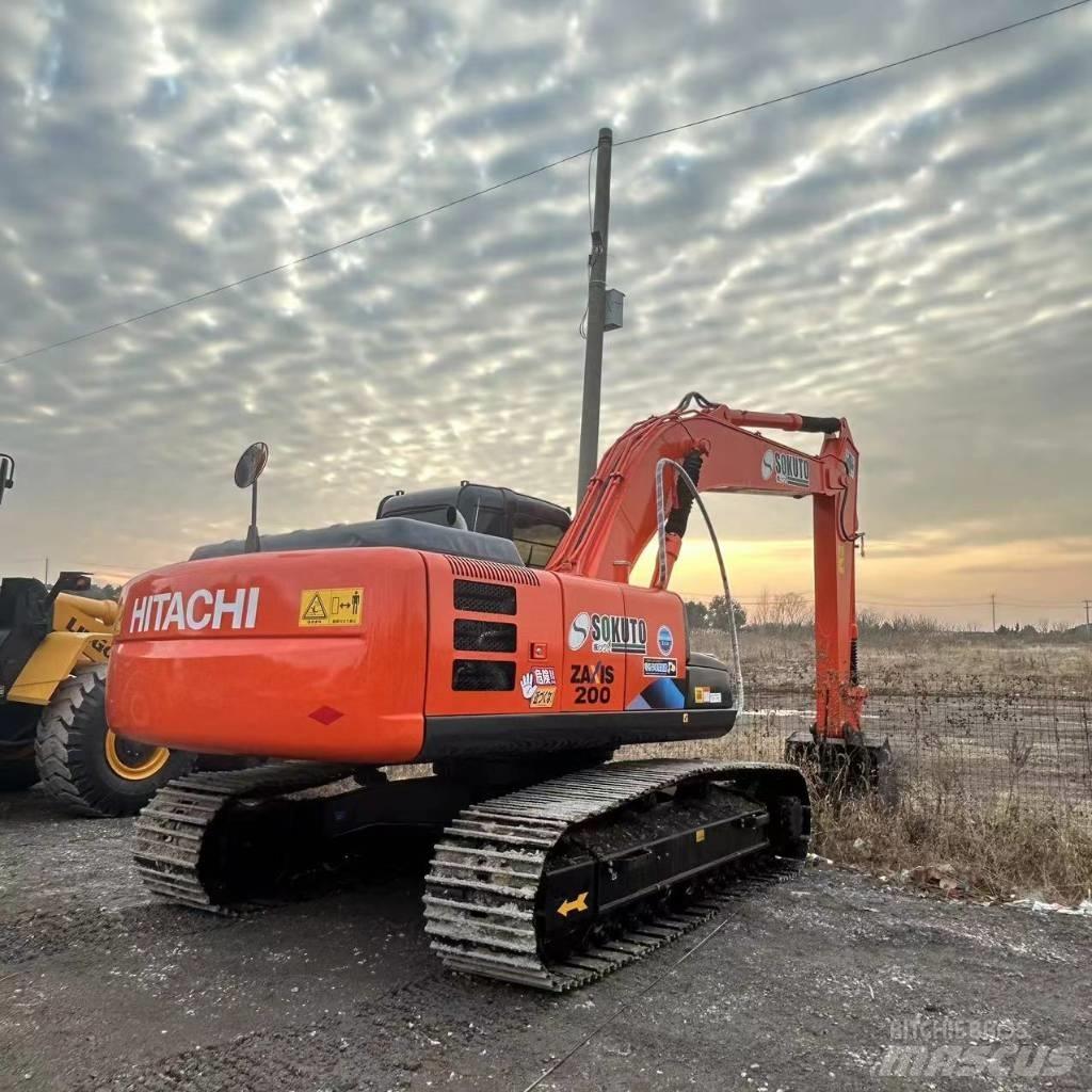 Hitachi ZX 200 履帶式 挖土機/掘鑿機/挖掘機