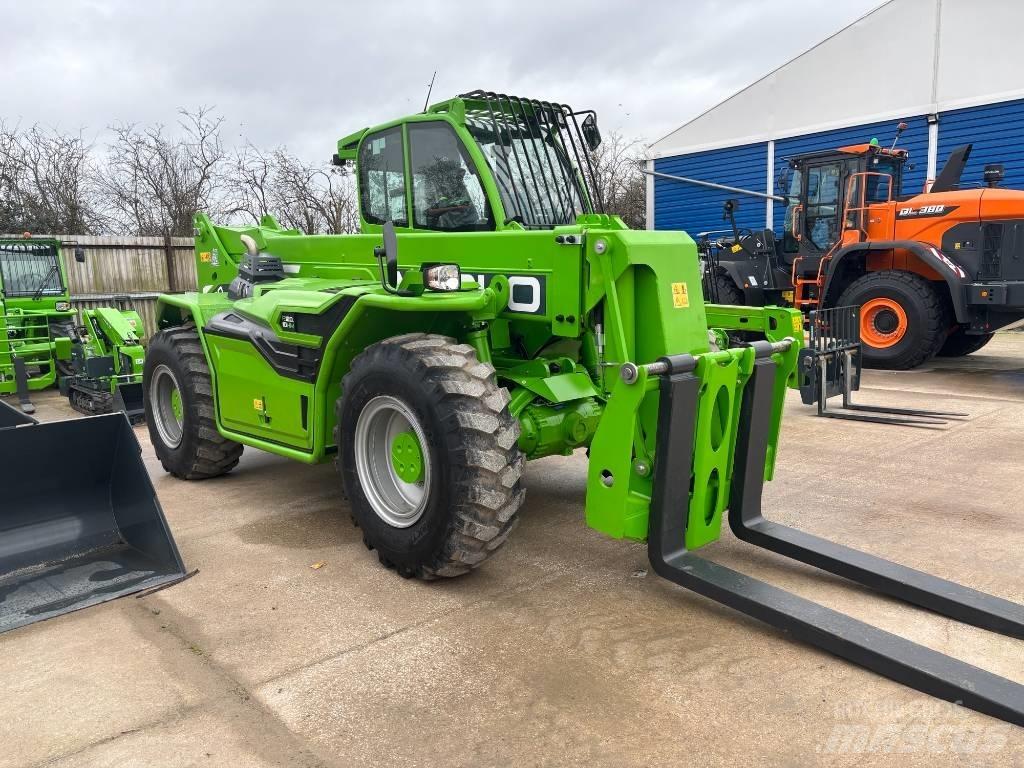 Merlo P 120.10 HM 伸縮臂操作車