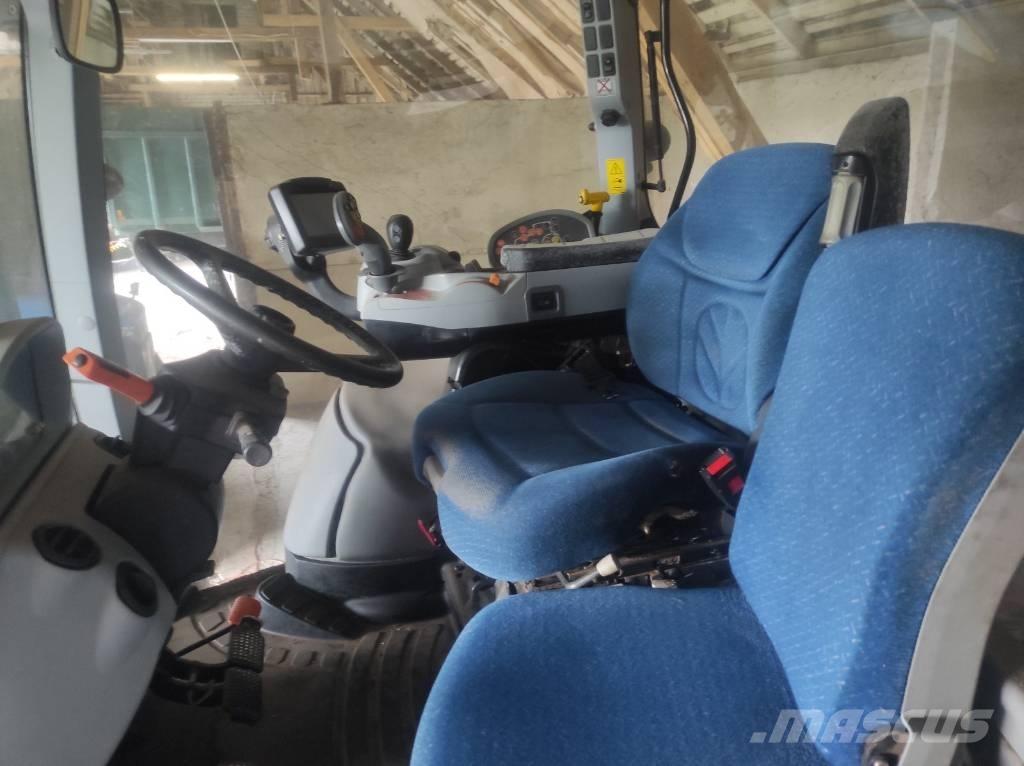 New Holland T 7.210 曳引機