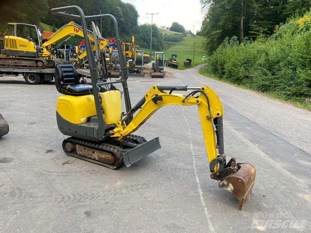 Wacker Neuson 803 小型挖土機/掘鑿機<7t(小型挖掘機)