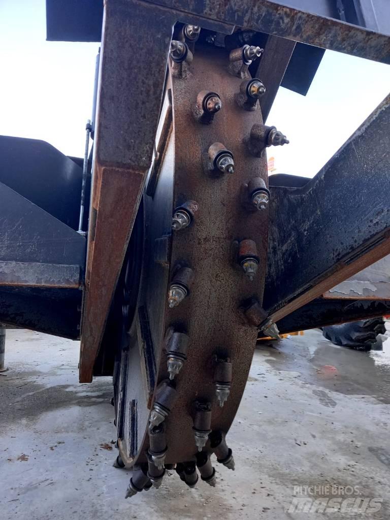 Bobcat WS 32 掘溝機