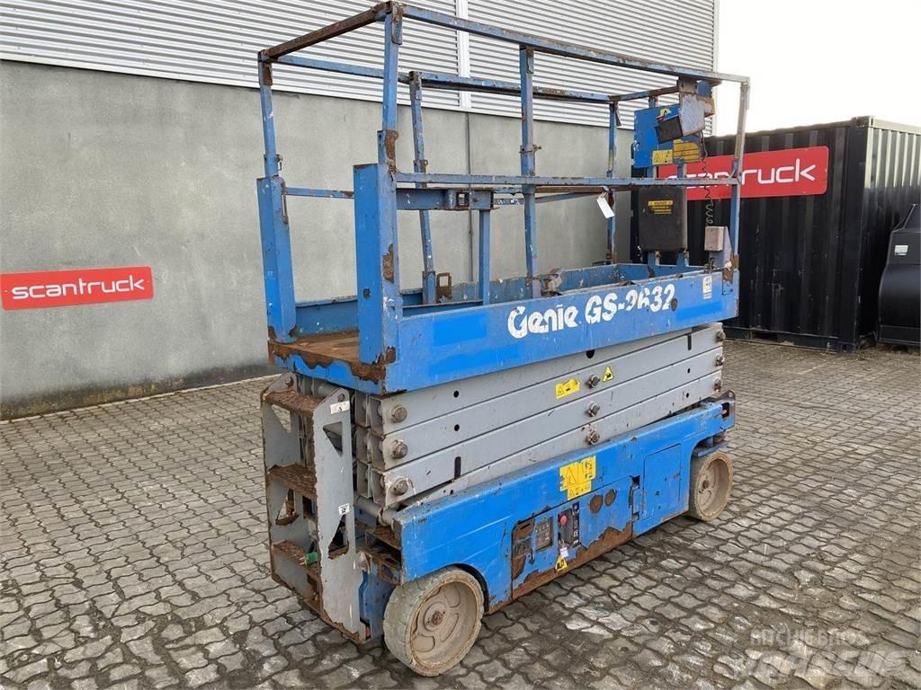 Genie GS2632 剪式升降機