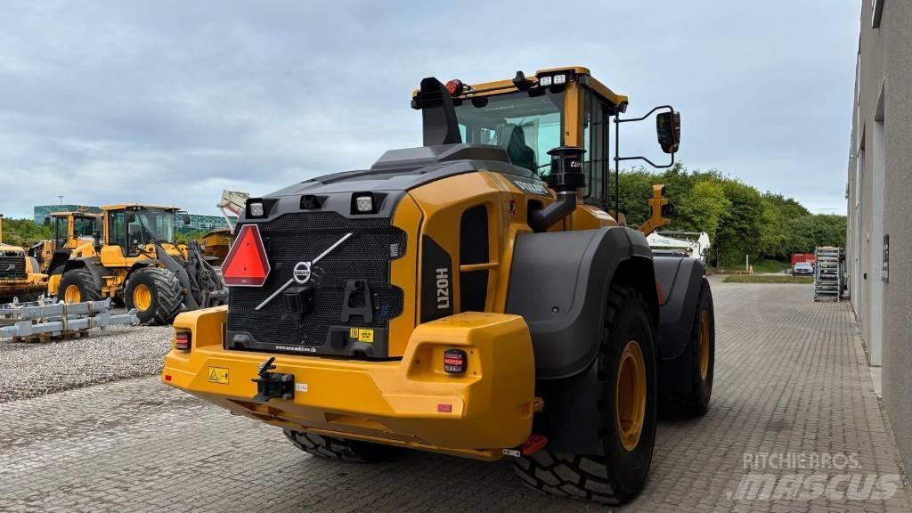 Volvo L 120 H 輪胎式裝載機