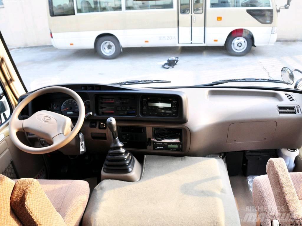 Toyota Coaster Bus 迷你巴士