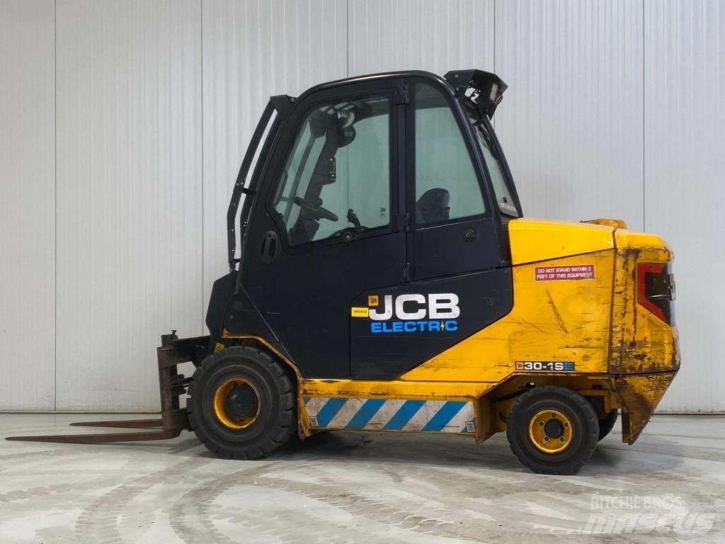 JCB TLT30-19E 電動堆高機