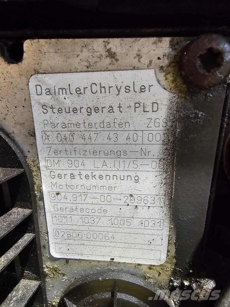 Mercedes-Benz LA904 引擎/發動機