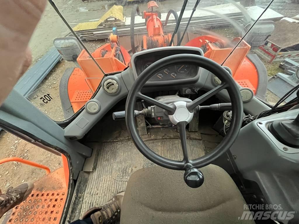 Doosan DL 400 輪胎式裝載機
