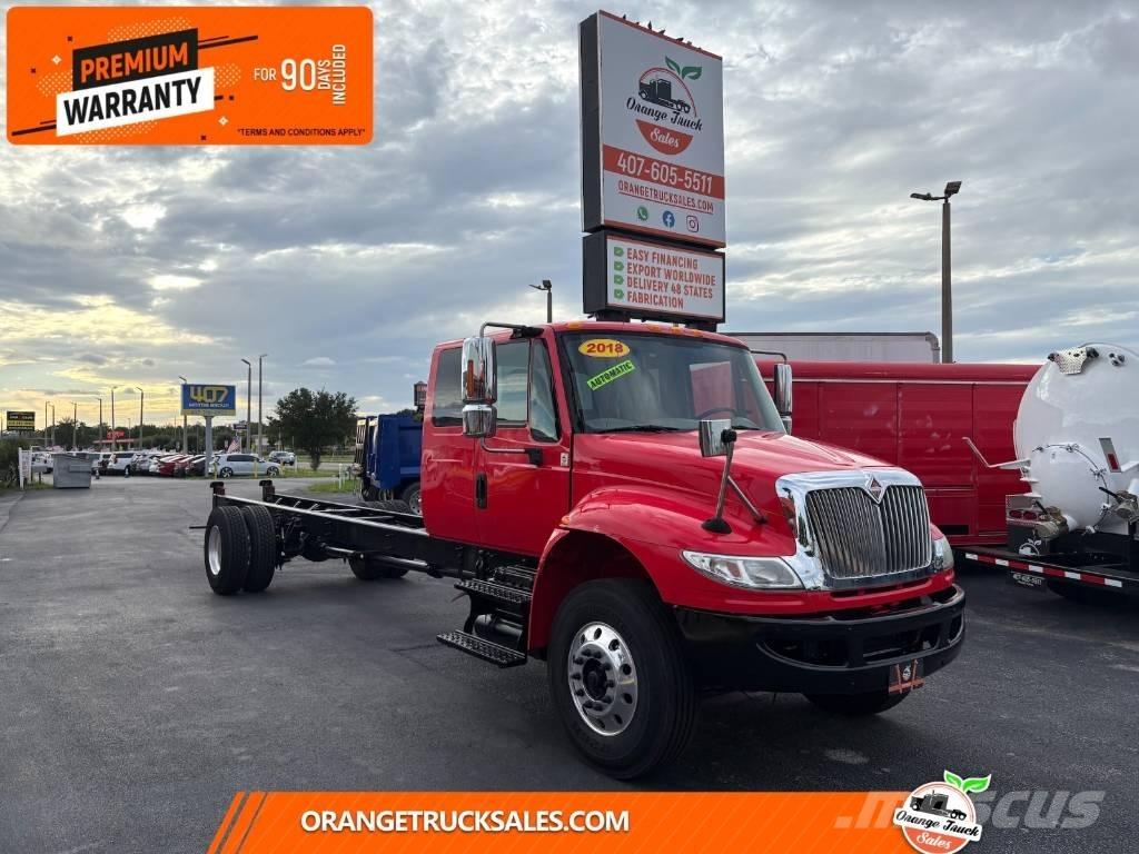 International 4300 Chassis Cab trucks