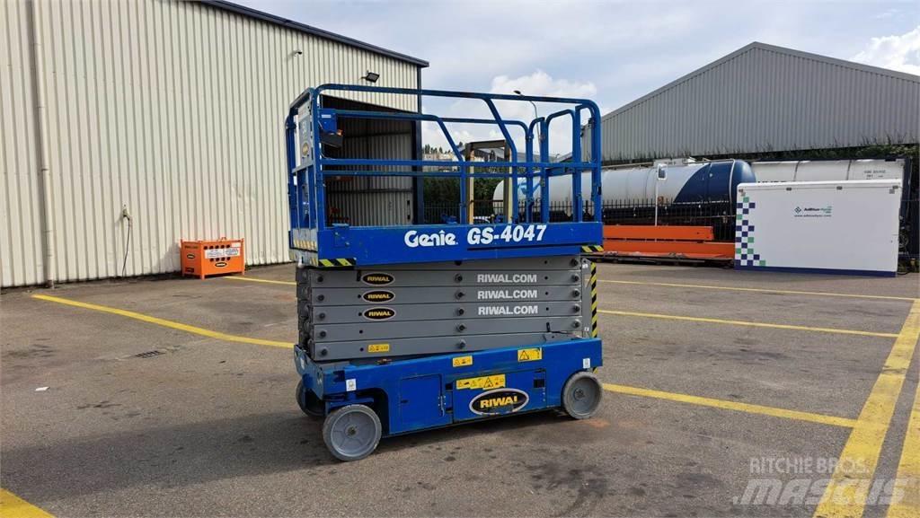Genie GS4047 剪式升降機