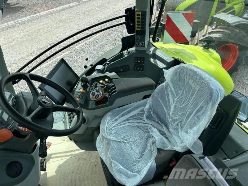 CLAAS AXION 870 曳引機