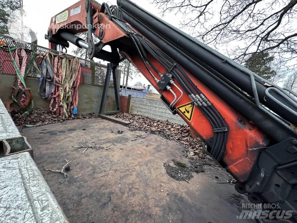 Volvo FL7 起重機卡車