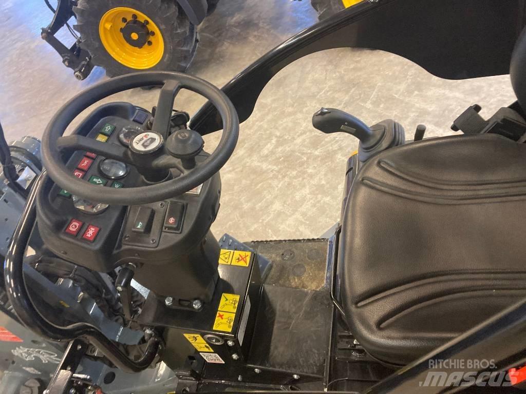 GiANT G1500 小型裝載機