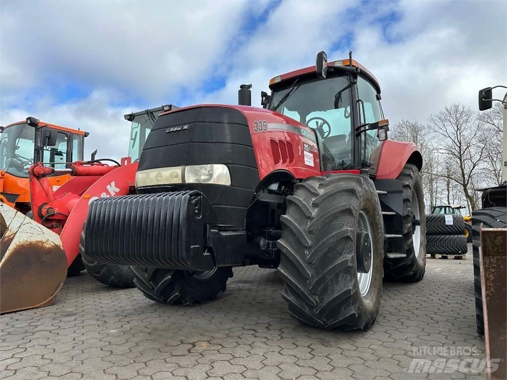 Case IH Magnum 335 曳引機