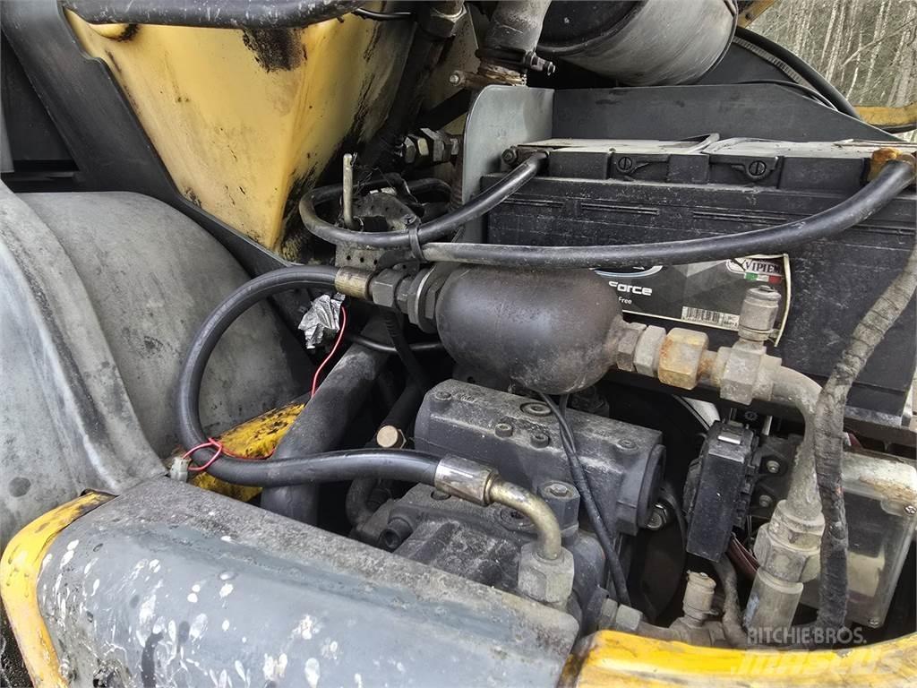 Kramer Allrad 680 輪胎式裝載機