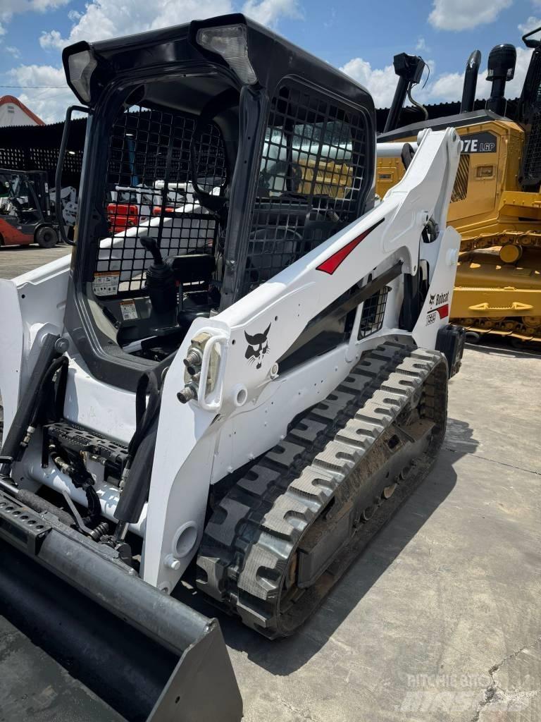 Bobcat T595 滑移轉向裝載機