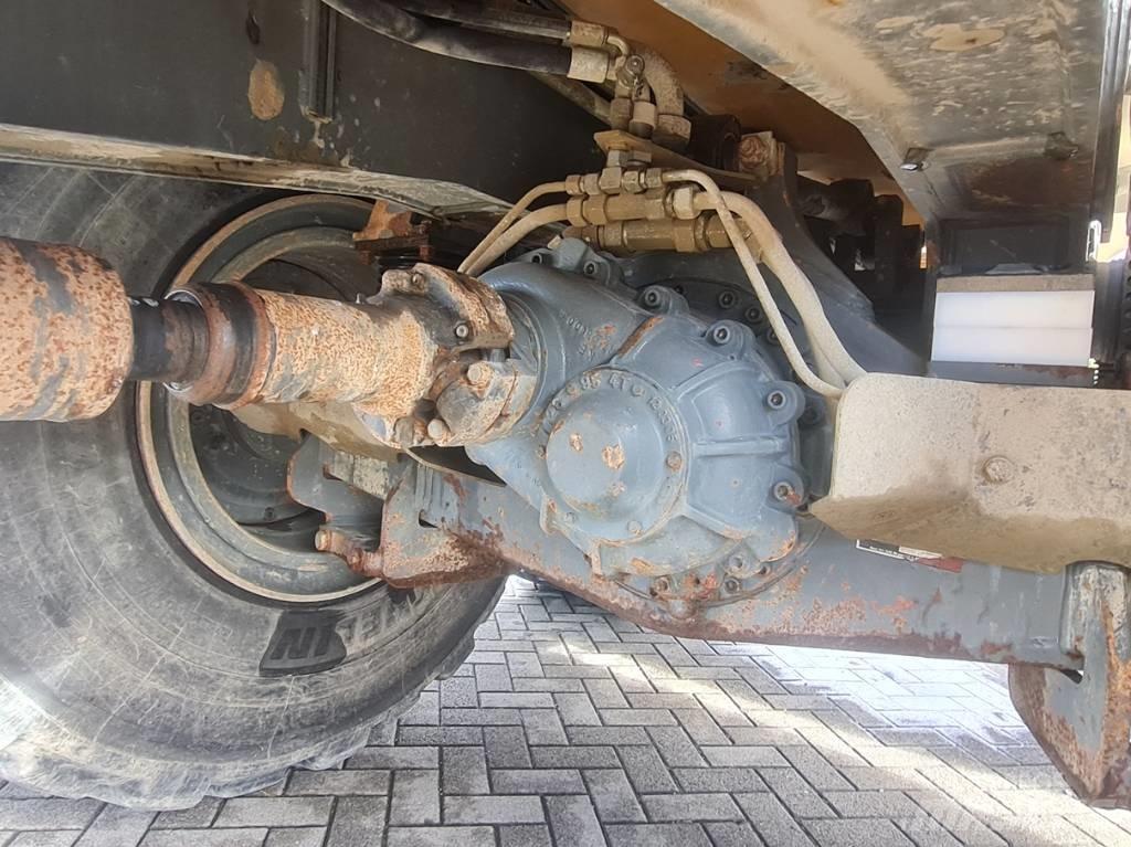 Liebherr TA 230 鉸接式起吊車