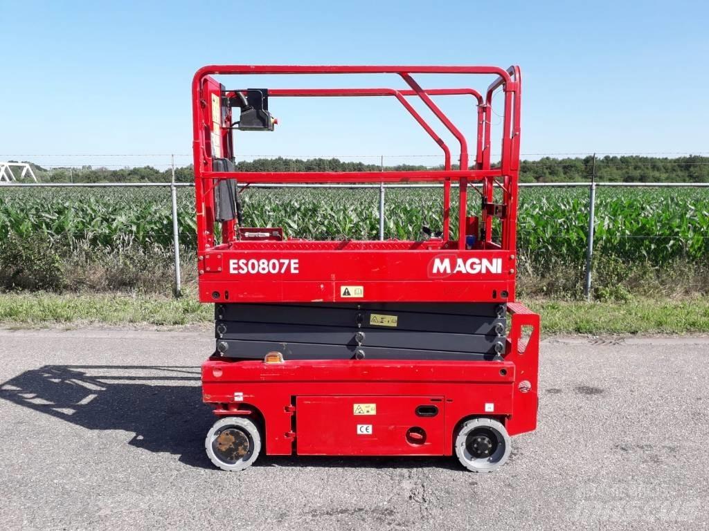 Magni ES0807E 剪式升降機